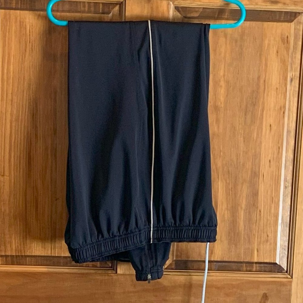 MEN'S XL BLACK UNDER ARMOUR PERFORMANCEAPPAREL, PANTS, RN96510
